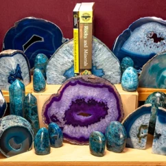 Rock, Mineral and Crystal Specimens